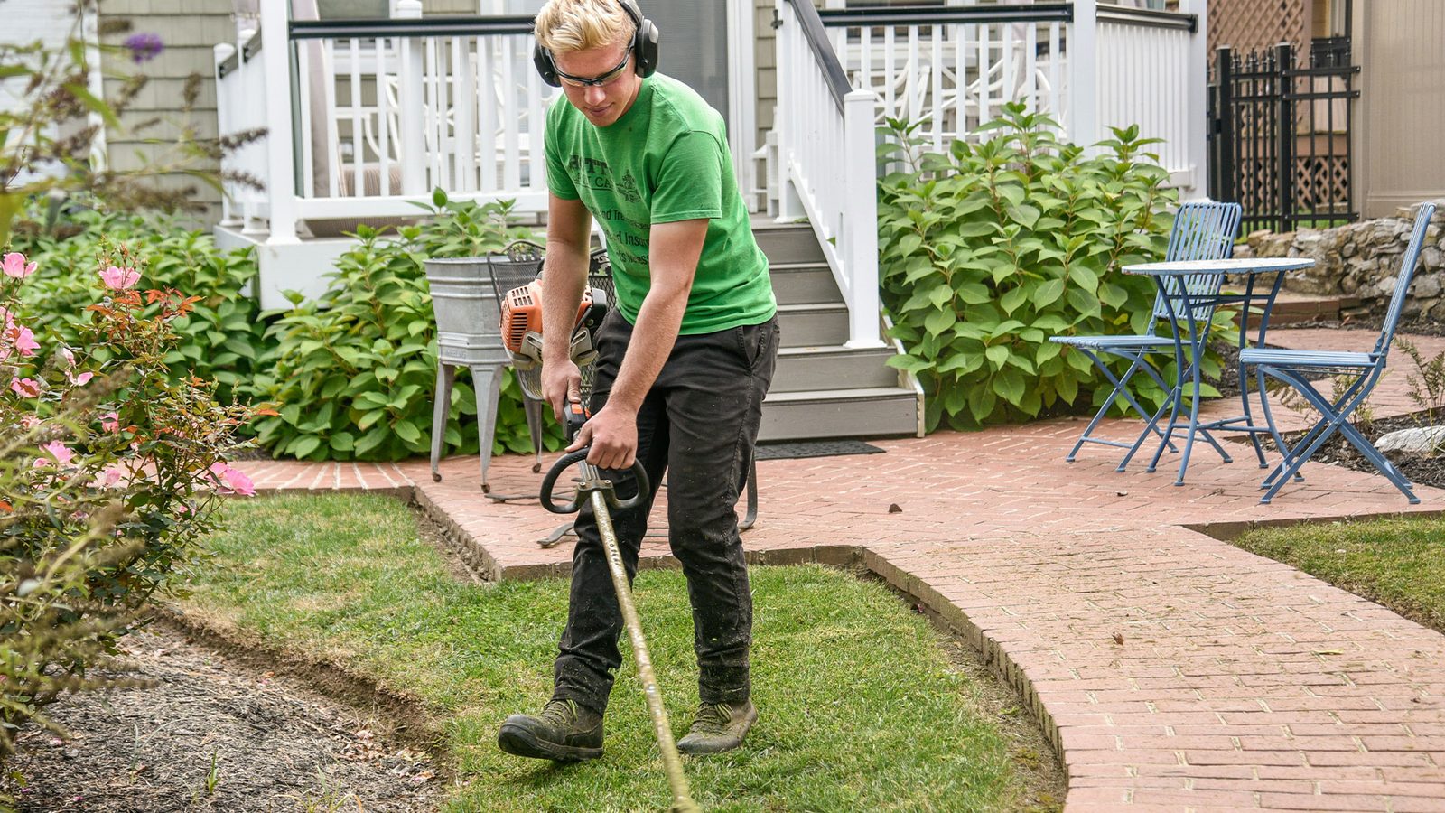 How to Get More Local Lawn Care Leads Without Paying for Ads